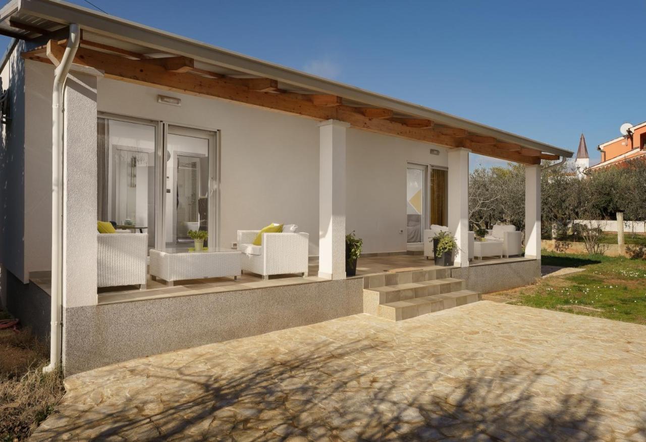 Apartments Elena Tia Medulin Exterior photo